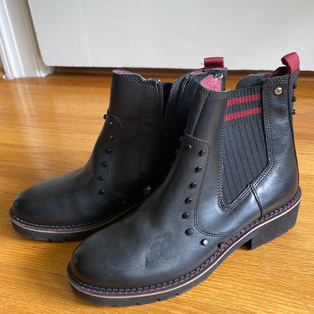 Black booties with red stripes